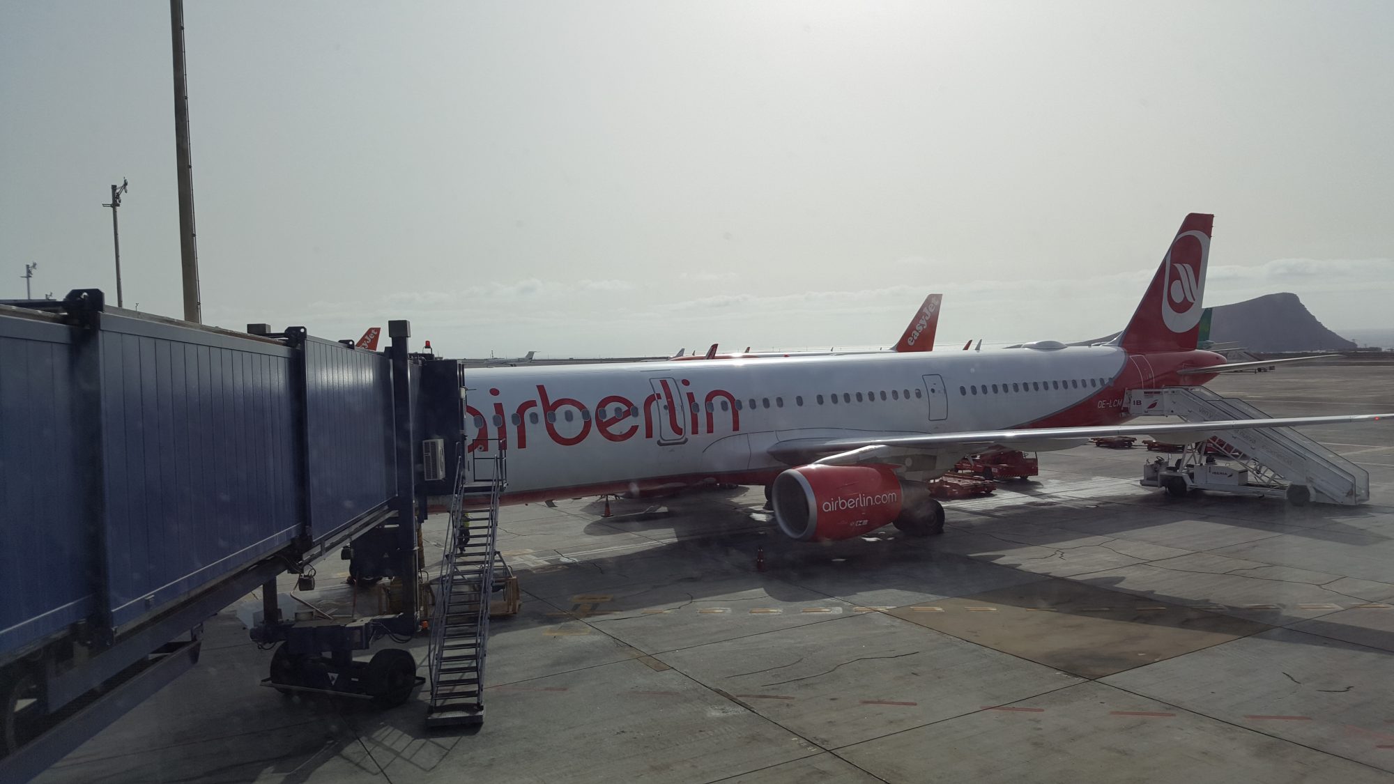 Airberlin-Flieger am Flughafen Teneriffa Süd (Foto: Michael Voß)