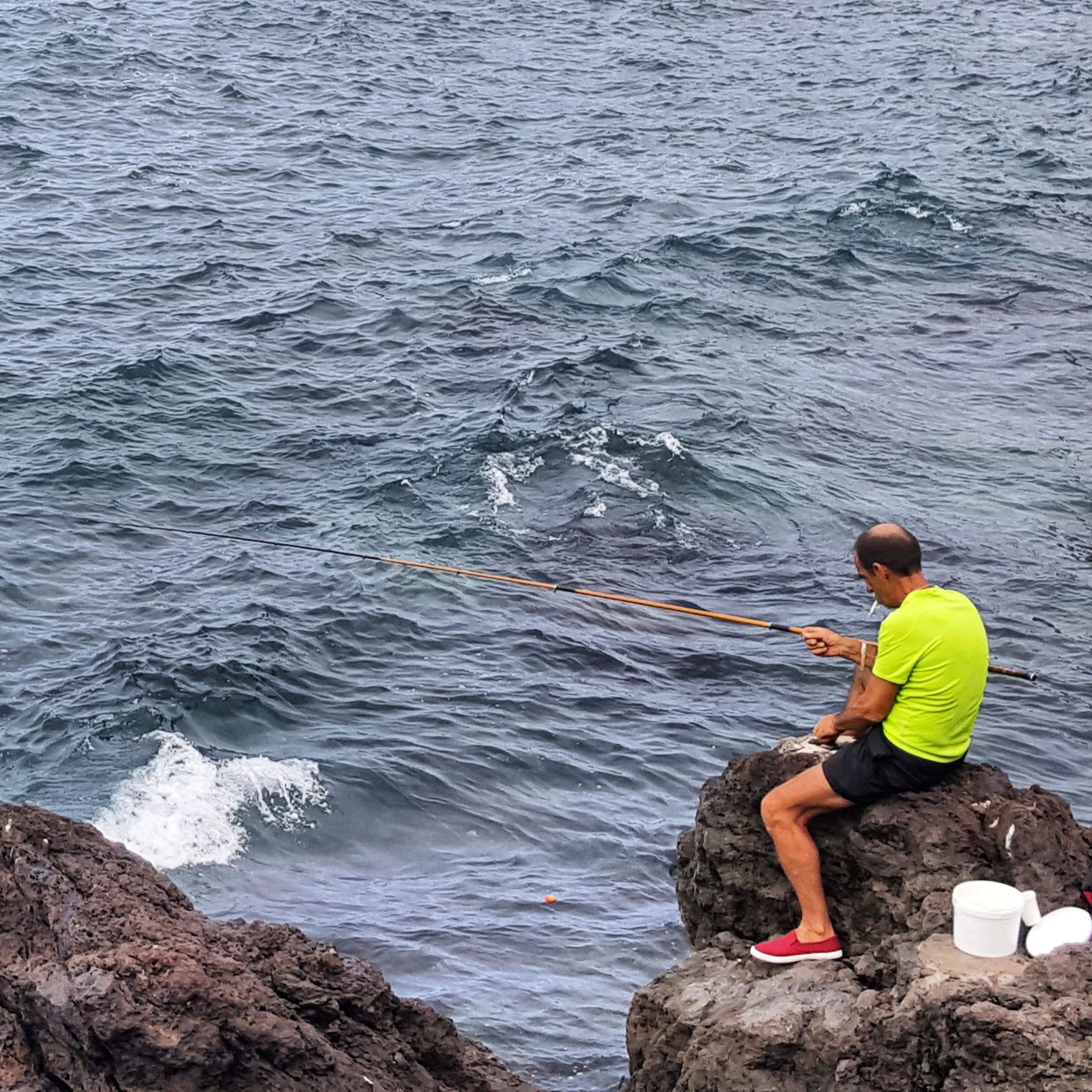 Angler am Playa San Telmo, Puerto de la Cruz (Foto: Michael Voß)