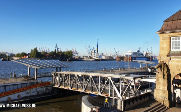 Hamburger Hafen, Landungsbrücken