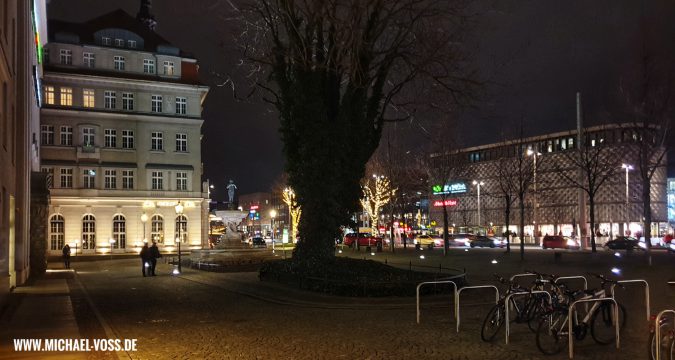 Leipzig in der Nacht: Tröndlinring, Höfe am Brühl, Hotel Travel24 und Fürstenhof